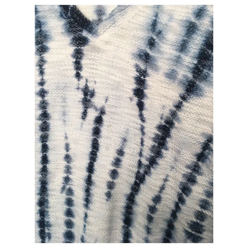 New XCVI Top Womens L Tie Dye Tunic Boho V Neck Short Sleeve Textured Knit Blue - Picture 9 of 14